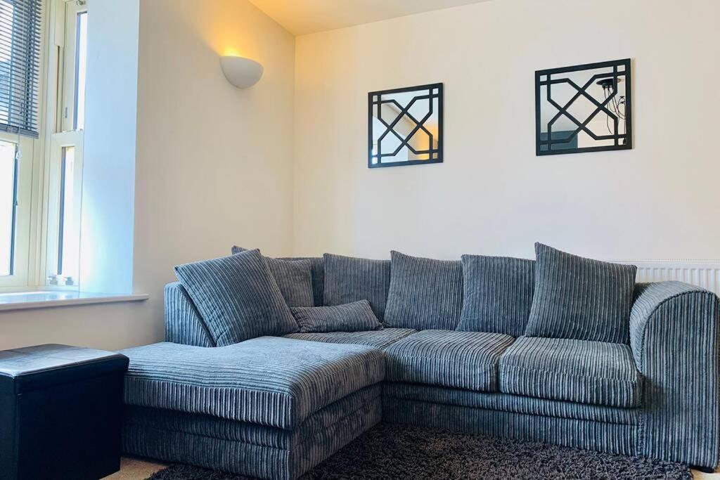 Boutique Townhouse Uphill Lincoln Villa Buitenkant foto